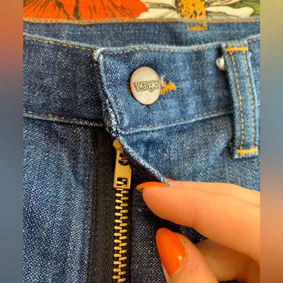 True Vintage 70s Wrangler Dark Wash Denim Flared Jeans *DEADSTOCK* - Picture 2 of 4